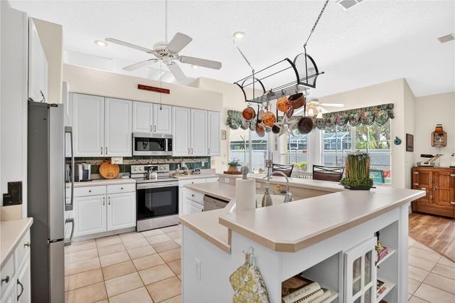 5237 CHISWICK CIRCLE, Belle Isle, FL 32812