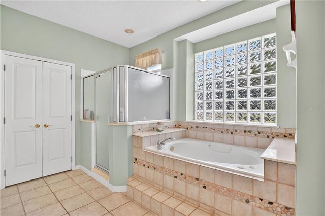 5237 CHISWICK CIRCLE, Belle Isle, FL 32812