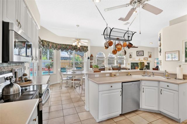 5237 CHISWICK CIRCLE, Belle Isle, FL 32812