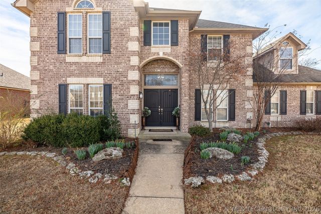 6909 E Galveston Street, Broken Arrow, OK 74014