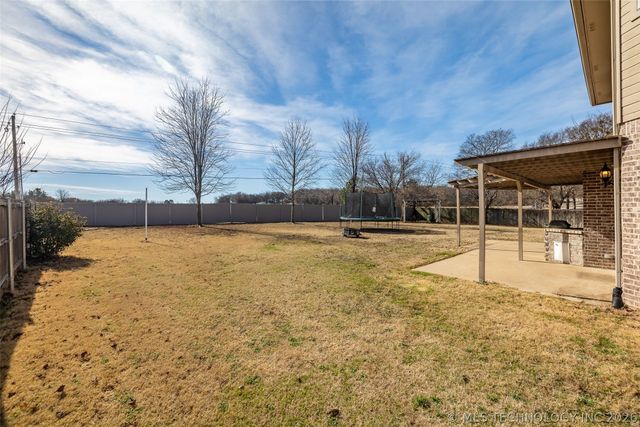 6909 E Galveston Street, Broken Arrow, OK 74014