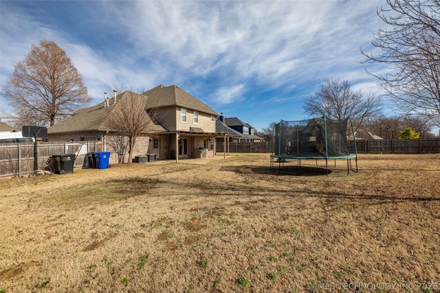 6909 E Galveston Street, Broken Arrow, OK 74014