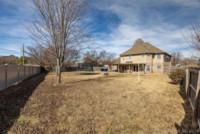 6909 E Galveston Street, Broken Arrow, OK 74014