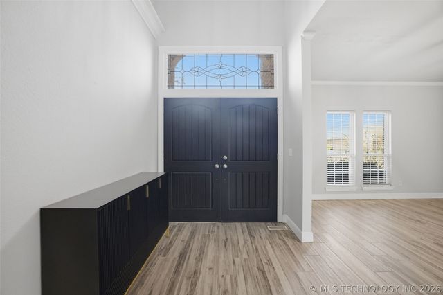 6909 E Galveston Street, Broken Arrow, OK 74014