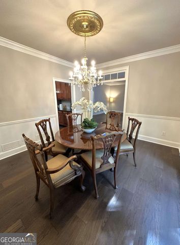 7155 Roswell Road 3, Sandy Springs, GA 30328