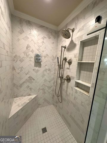 7155 Roswell Road 3, Sandy Springs, GA 30328