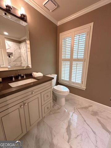 7155 Roswell Road 3, Sandy Springs, GA 30328