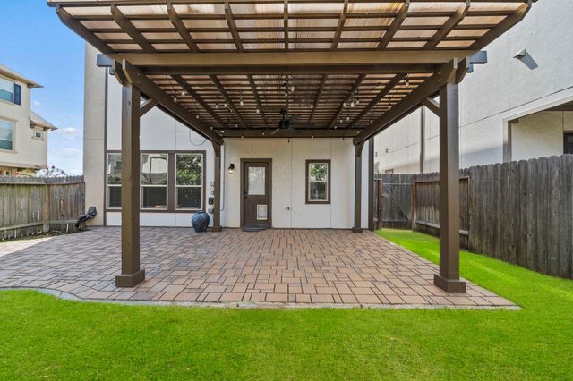 1506 Grayson Oaks Place, Houston, TX 77043