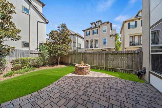 1506 Grayson Oaks Place, Houston, TX 77043