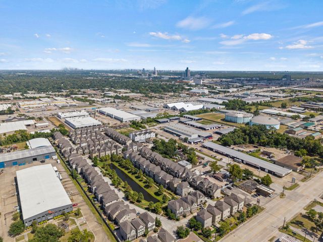 1506 Grayson Oaks Place, Houston, TX 77043