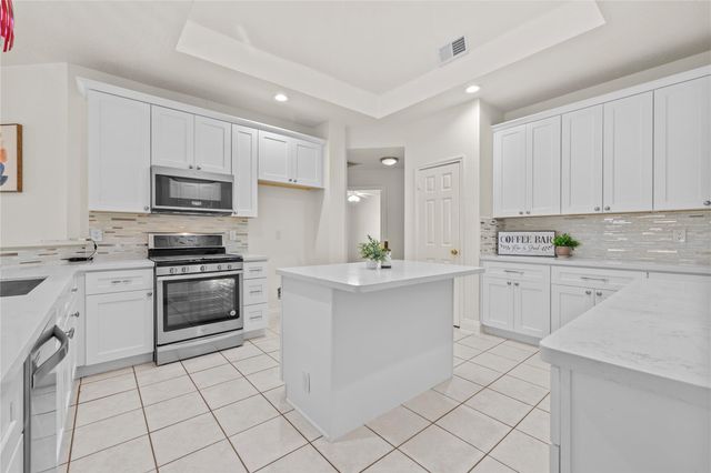 16314 Cobble Springs Court, Sugar Land, TX 77498