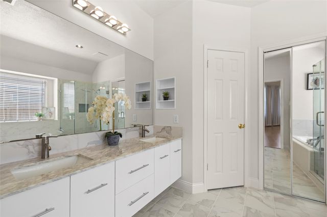 16314 Cobble Springs Court, Sugar Land, TX 77498