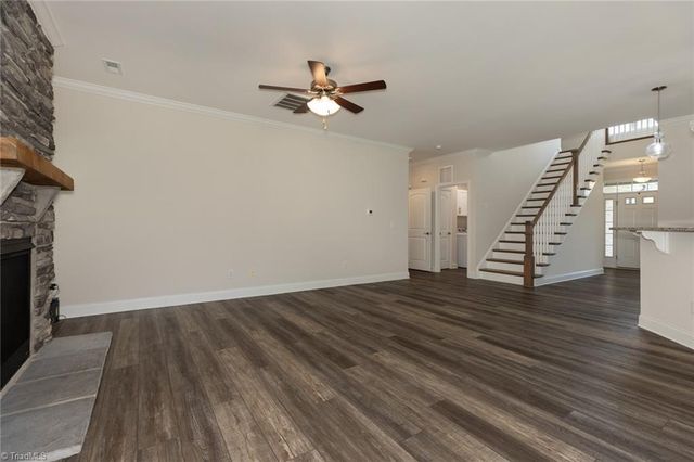 413 Freemont Drive, Thomasville, NC 27360