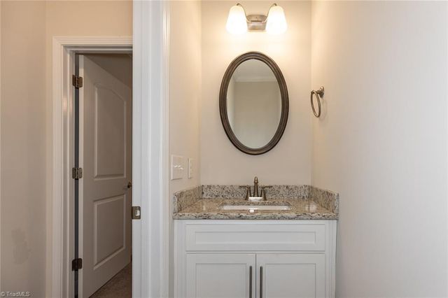413 Freemont Drive, Thomasville, NC 27360