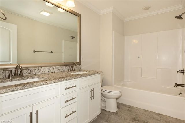 413 Freemont Drive, Thomasville, NC 27360