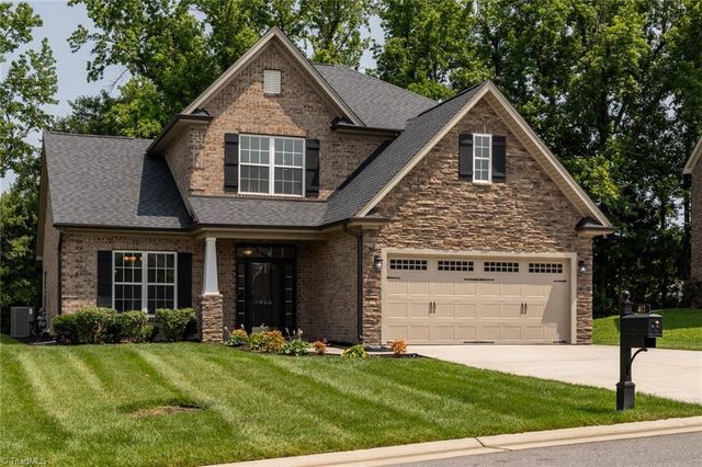 413 Freemont Drive, Thomasville, NC 27360