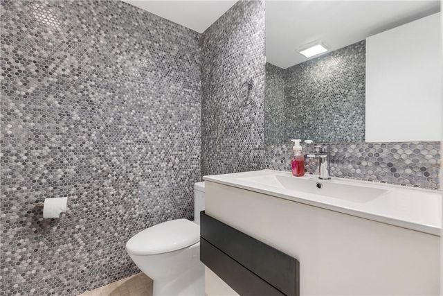 805 Cypress Boulevard 210, Pompano Beach, FL 33069