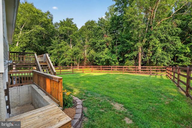 9427 BEALE LN, Midland, VA 22728