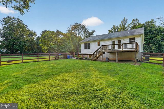 9427 BEALE LN, Midland, VA 22728