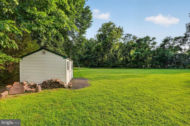 9427 BEALE LN, Midland, VA 22728