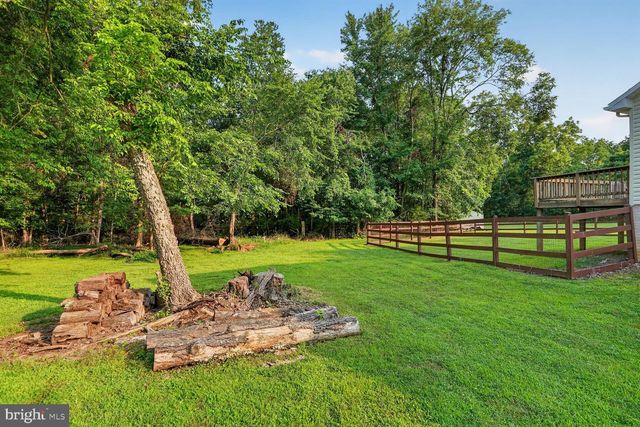 9427 BEALE LN, Midland, VA 22728