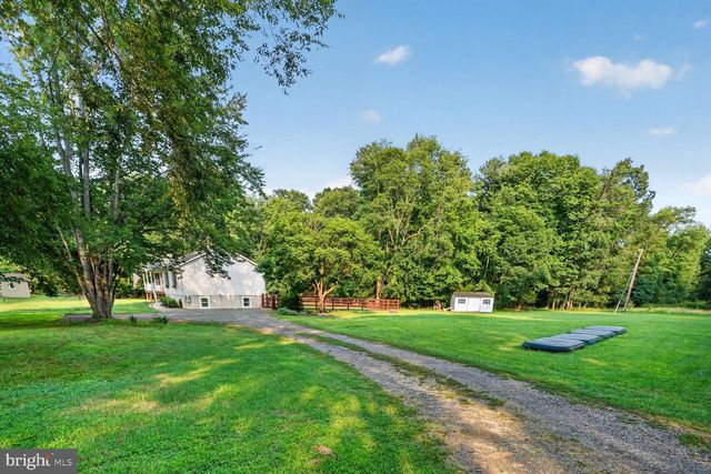 9427 BEALE LN, Midland, VA 22728