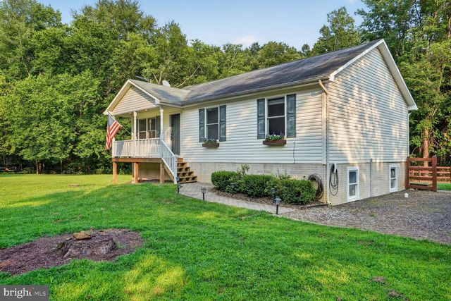 9427 BEALE LN, Midland, VA 22728