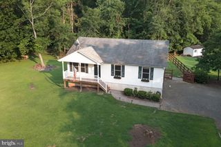 9427 BEALE LN, Midland, VA 22728