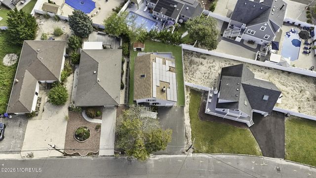 40 Osprey Drive, Toms River, NJ 08753