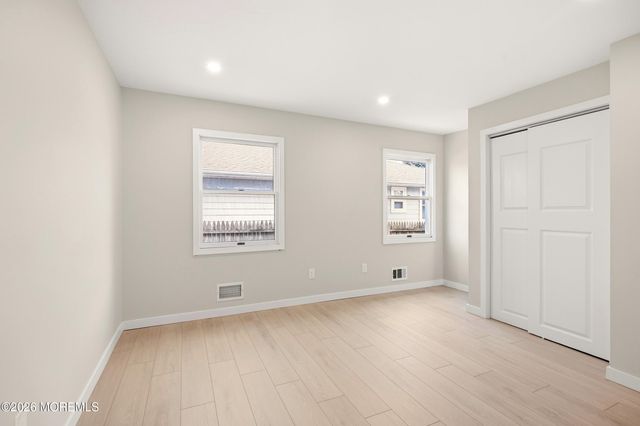 40 Osprey Drive, Toms River, NJ 08753