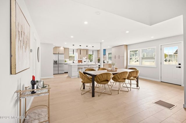 40 Osprey Drive, Toms River, NJ 08753