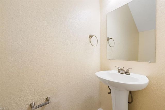 6423 Dove ST, Norfolk, VA 23513