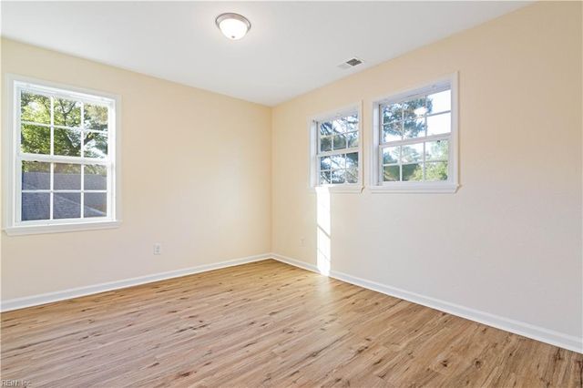 6423 Dove ST, Norfolk, VA 23513