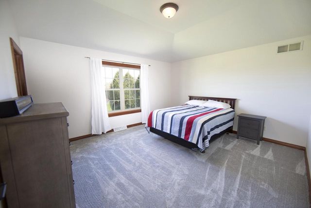 4726 Jenna COURT, Franklin, WI 53132