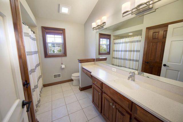 4726 Jenna COURT, Franklin, WI 53132