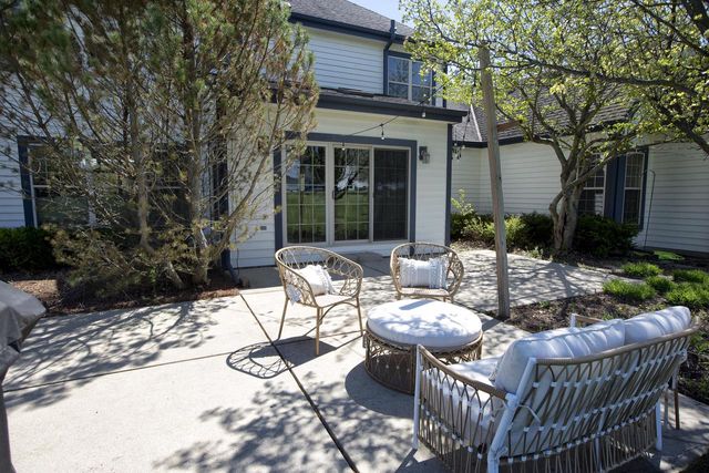 4726 Jenna COURT, Franklin, WI 53132