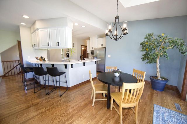 4726 Jenna COURT, Franklin, WI 53132