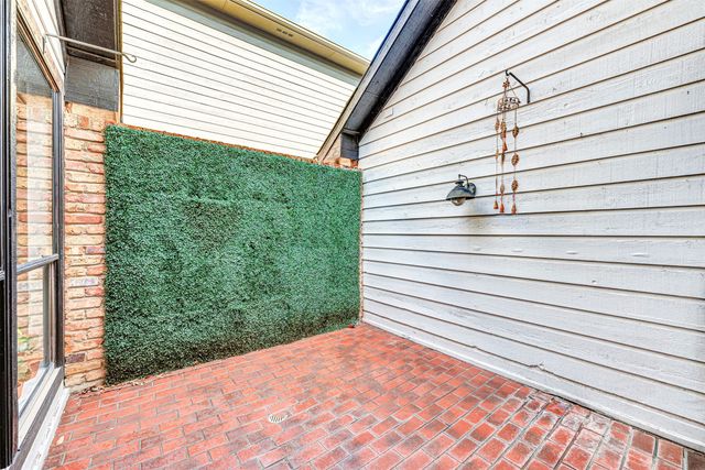 6558 Laurel Valley Road, Dallas, TX 75248