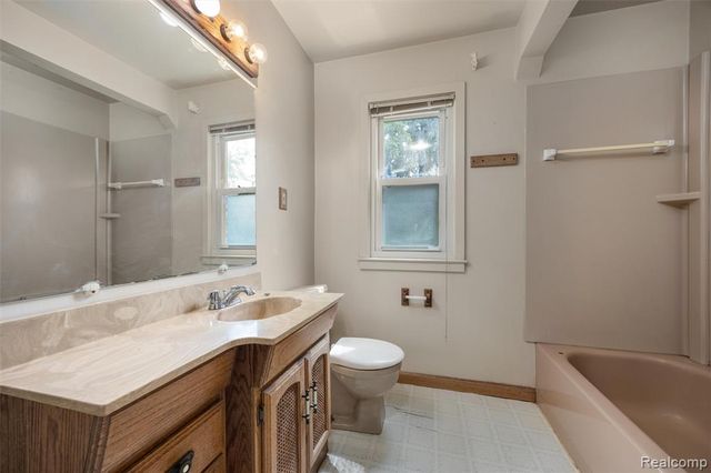 1918 E Lincoln Avenue, Royal Oak, MI 48067