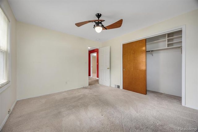 1918 E Lincoln Avenue, Royal Oak, MI 48067