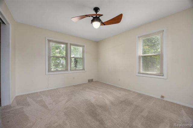 1918 E Lincoln Avenue, Royal Oak, MI 48067