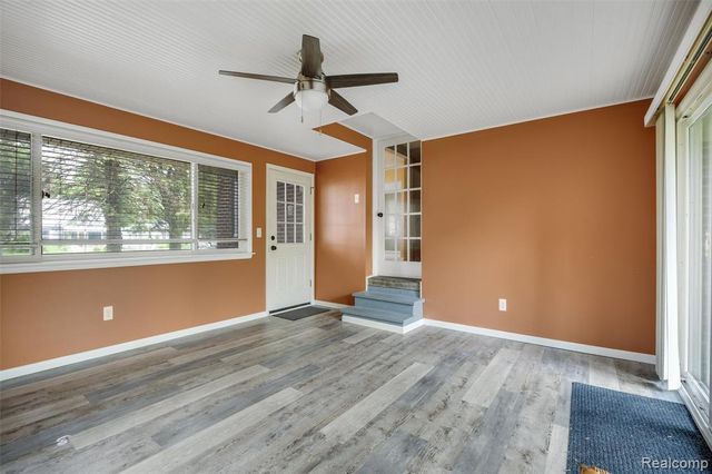1918 E Lincoln Avenue, Royal Oak, MI 48067
