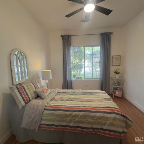 11511 Clarion River Drive, Bakersfield, CA 93311