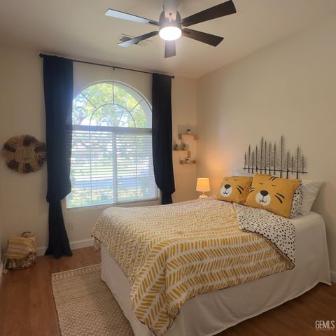 11511 Clarion River Drive, Bakersfield, CA 93311