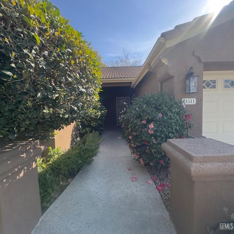 11511 Clarion River Drive, Bakersfield, CA 93311