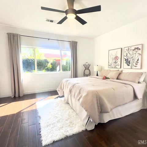 11511 Clarion River Drive, Bakersfield, CA 93311