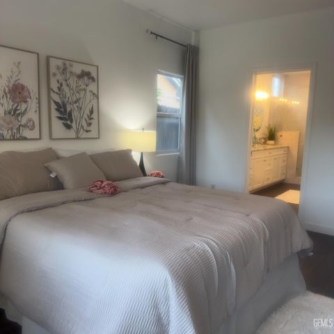 11511 Clarion River Drive, Bakersfield, CA 93311