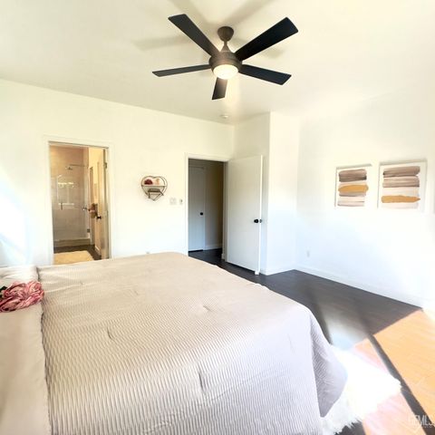 11511 Clarion River Drive, Bakersfield, CA 93311