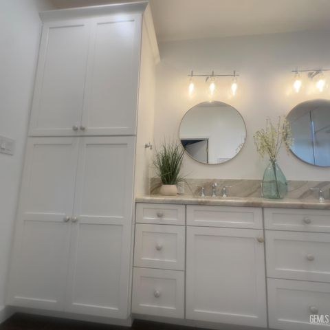 11511 Clarion River Drive, Bakersfield, CA 93311