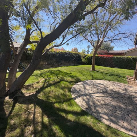 11511 Clarion River Drive, Bakersfield, CA 93311